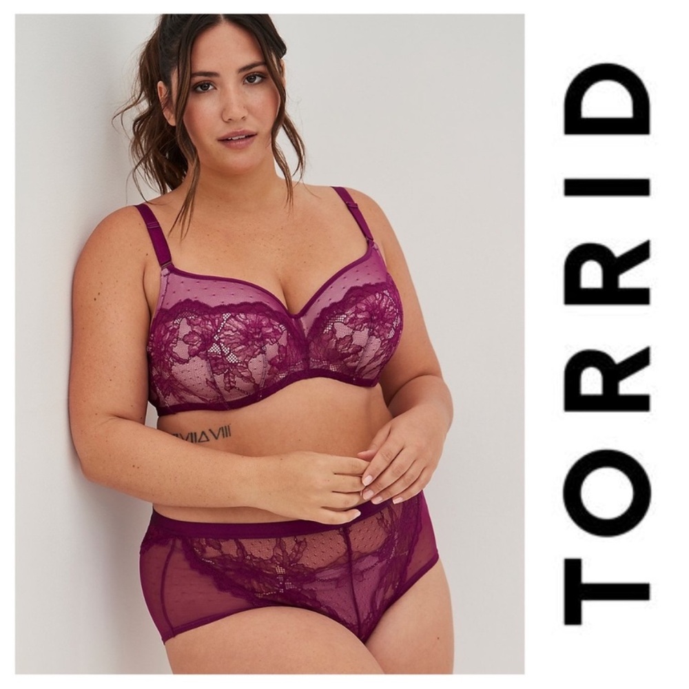 NWT TORRID LACE OVERLAY BRA